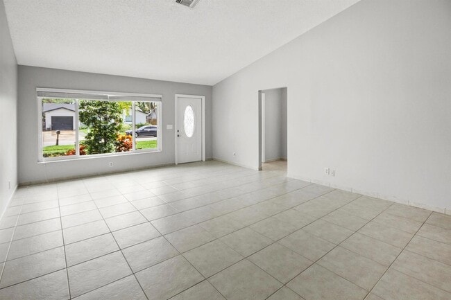 Building Photo - 22493 SW 56th Ave