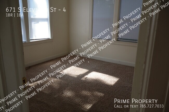 Foto del edificio - 671 S Eleventh St-4