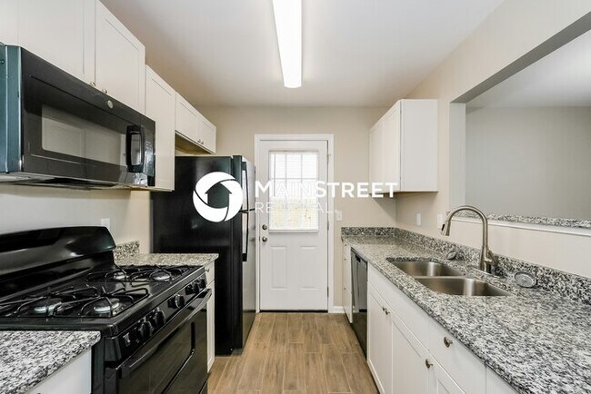 Foto del edificio - 3 Bedroom Pet-Friendly Home in Stockbridge, GA with Main Street Renewal