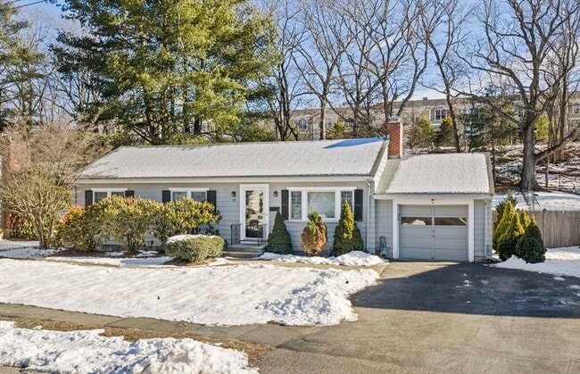 Building Photo - 55 Evelyn Rd