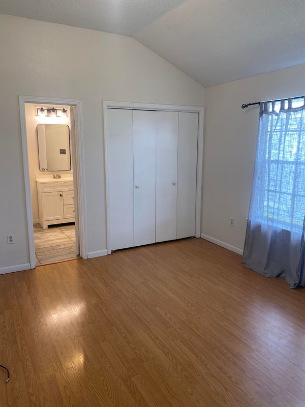 Foto del edificio - 412 Liska St