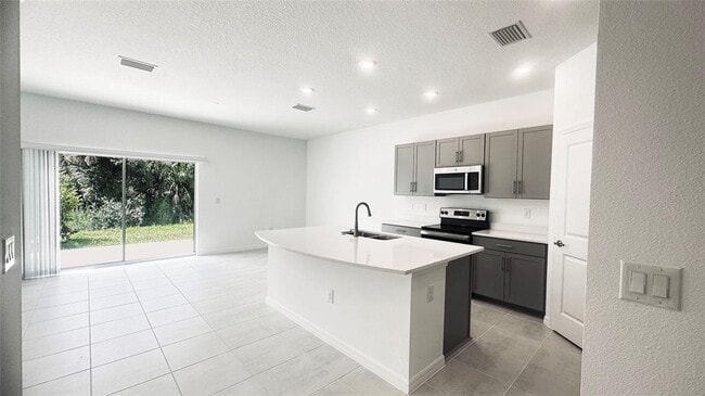 Foto del edificio - 8505 Lunar Skye St