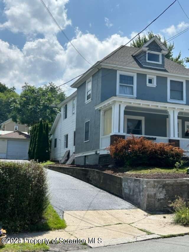 Foto del edificio - 207 N Valley Ave
