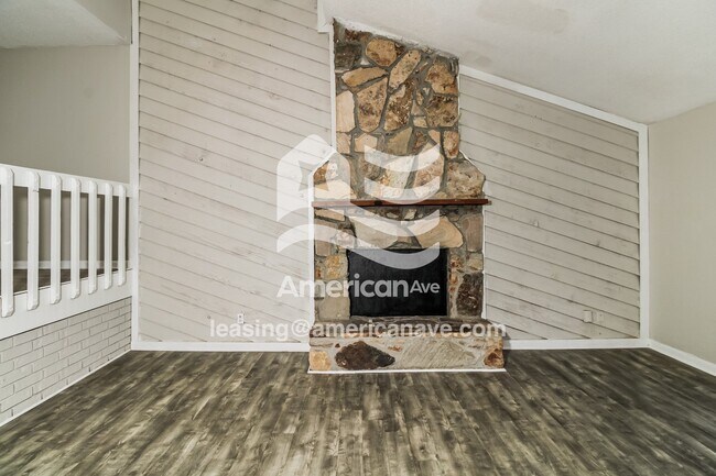 Foto del edificio - 14 Greys Ct