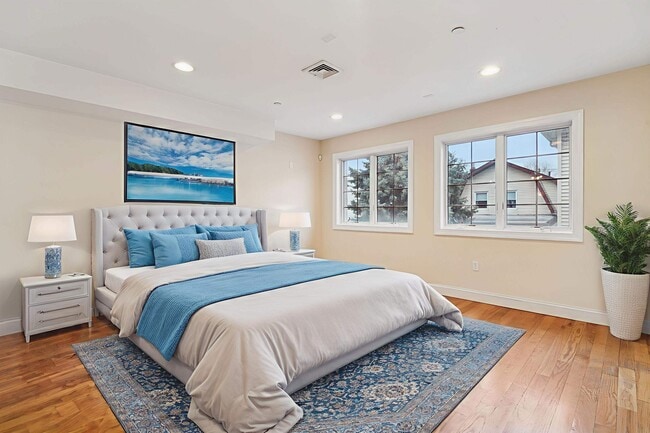 Building Photo - 124 68th St