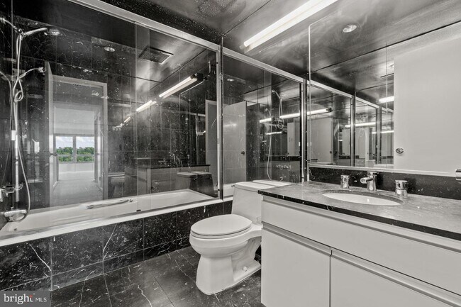 Building Photo - 2501 M St NW