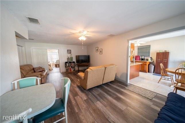 Building Photo - 3 br, 2 bath House - 2124 63rd Ave S