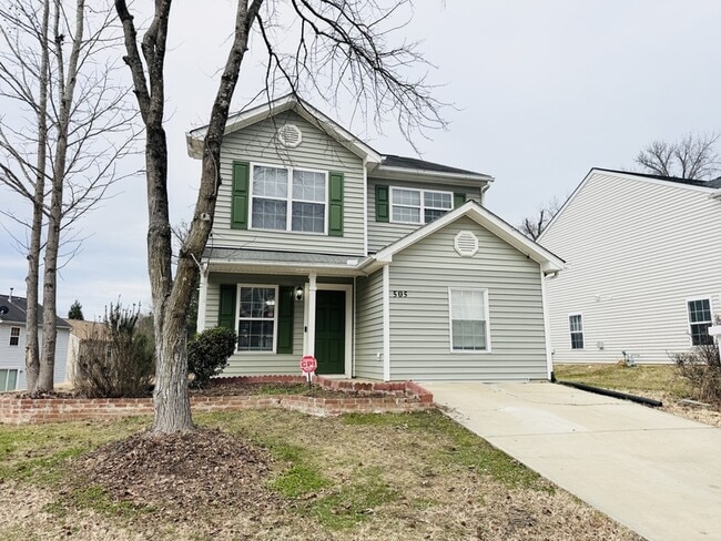 Photo - 505 Clearfield Dr House