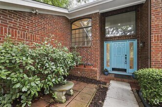 Building Photo - 1206 Hickory Valley Ct
