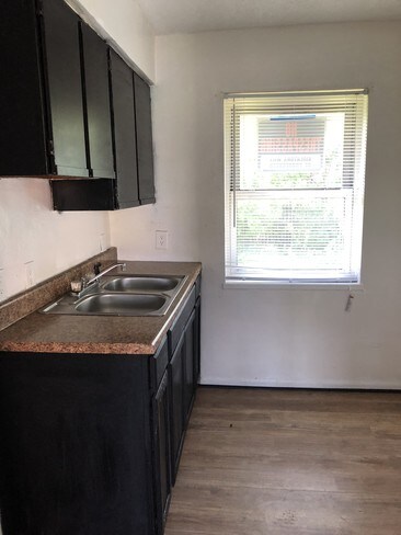 Building Photo - 3570 Stanford Pl