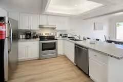 Foto del edificio - 5720 NE 27th Ave