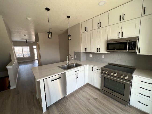 Foto del edificio - 9514 Pearl Cir