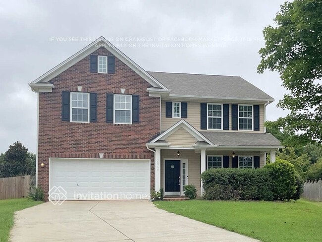 Building Photo - 7014 Pine Cone Ln