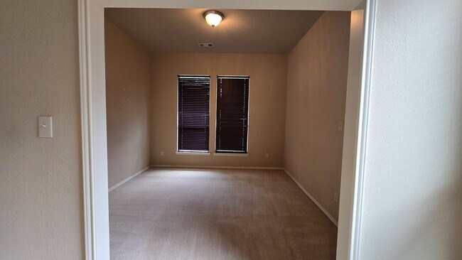 Photo - 2918 Hebert Trail Dr Townhome