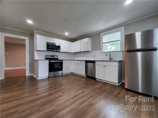 Foto principal - 331 Messick Ave