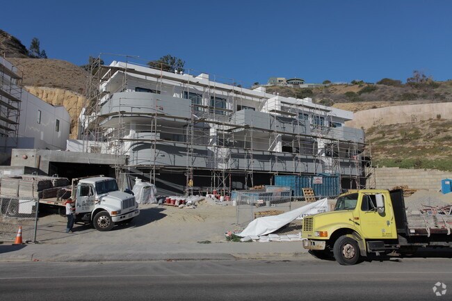 Villas At Carbon Beach Apartments Malibu Ca Building Photo Villas At Carbon Beach