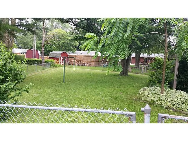 Photo - Lynbrook House