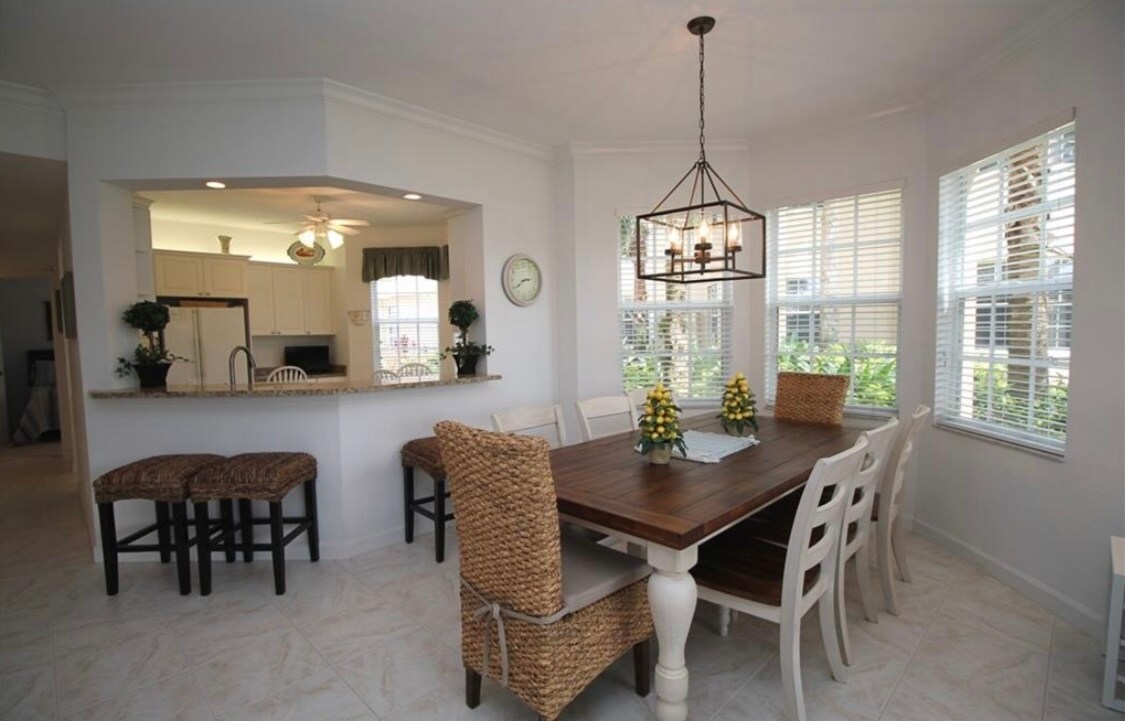 Foto principal - 2377 Ravenna Blvd