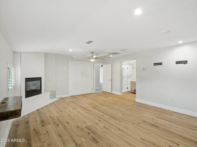 Foto del edificio - 12210 N 67th St