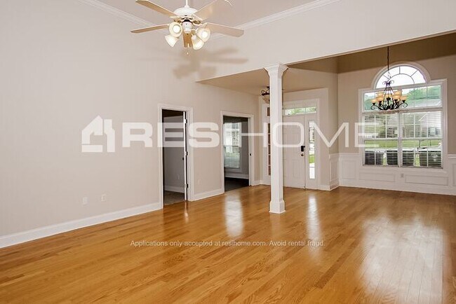 Building Photo - 7103 Mossy Bank Trl