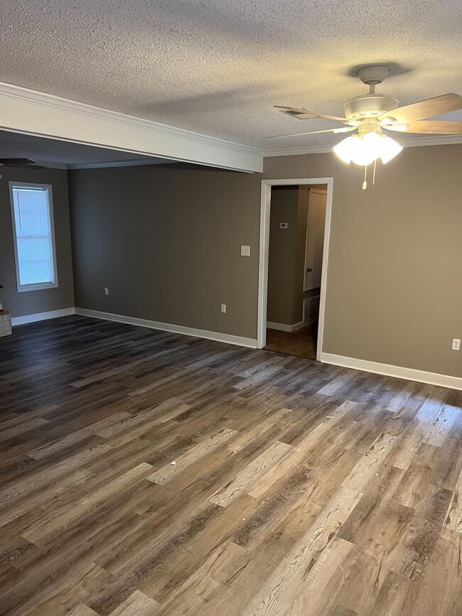 Building Photo - 5306 Sedgwick Dr