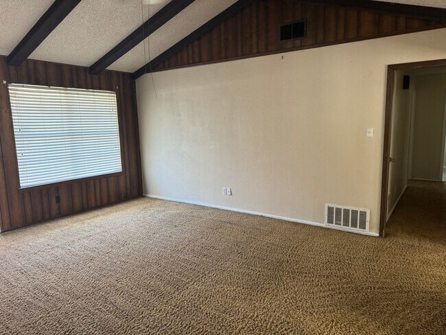 Building Photo - 6919 Moon Lake Dr