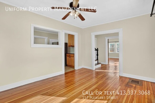 Building Photo - 157 Pleasant St