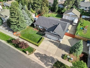 Building Photo - 2082 E Greenleaf Ln