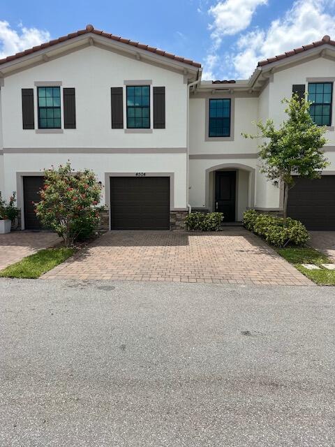 Foto principal - 4504 Hartwell Ln