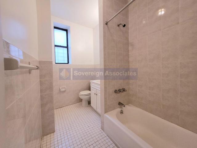 Foto del edificio - 2 bedroom in New York NY 10034