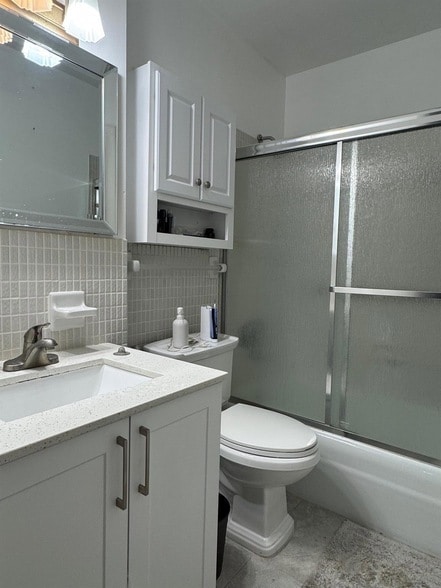 Foto del edificio - 5840 NE 22nd Way