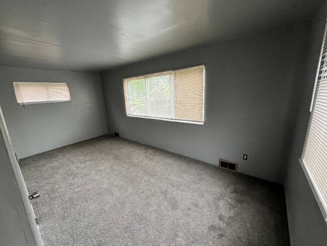 Foto del edificio - 15651 Manning St