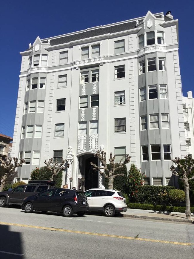 Building Photo - 1890 Broadway