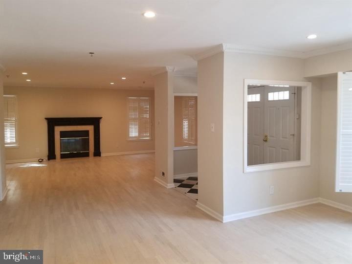 Foto principal - 5051 Main St