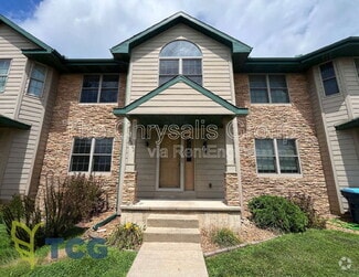 Building Photo - 2325 Liberty Ln