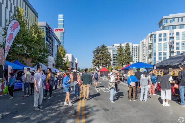 Sunnyvale Mid-Autumn Festival is the largest food and entertainment festival.