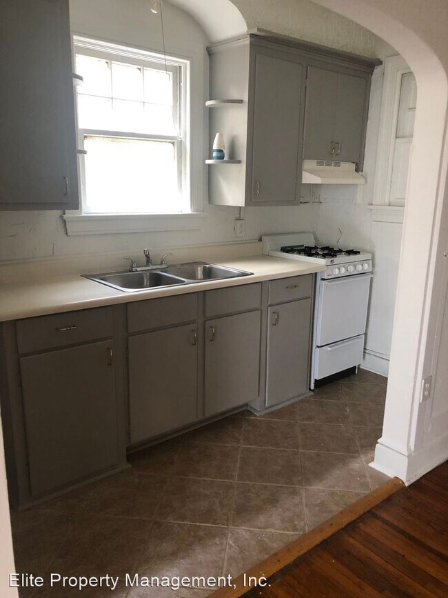 Foto del edificio - 1 br, 1 bath House - 547 W Market St. Unit 2
