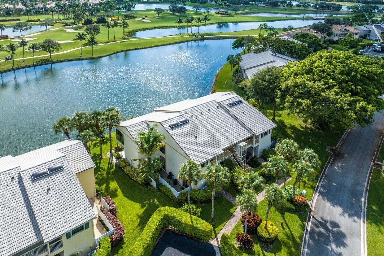 Foto principal - 18 Eastgate Dr