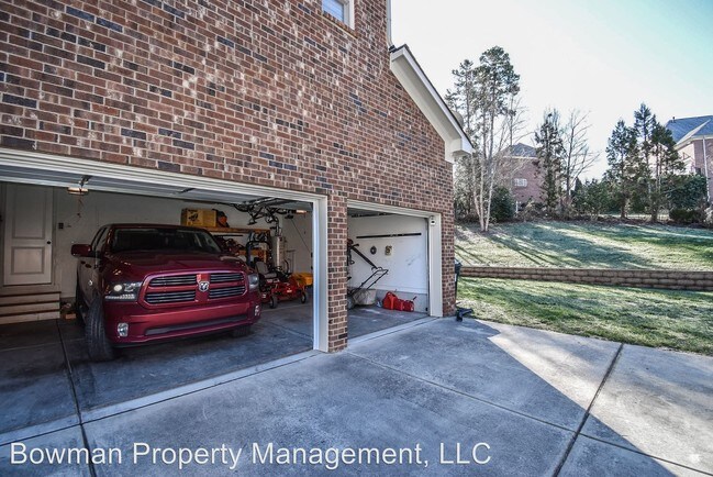 Foto del edificio - 5 br, 5 bath House - 425 Three Greens Drive
