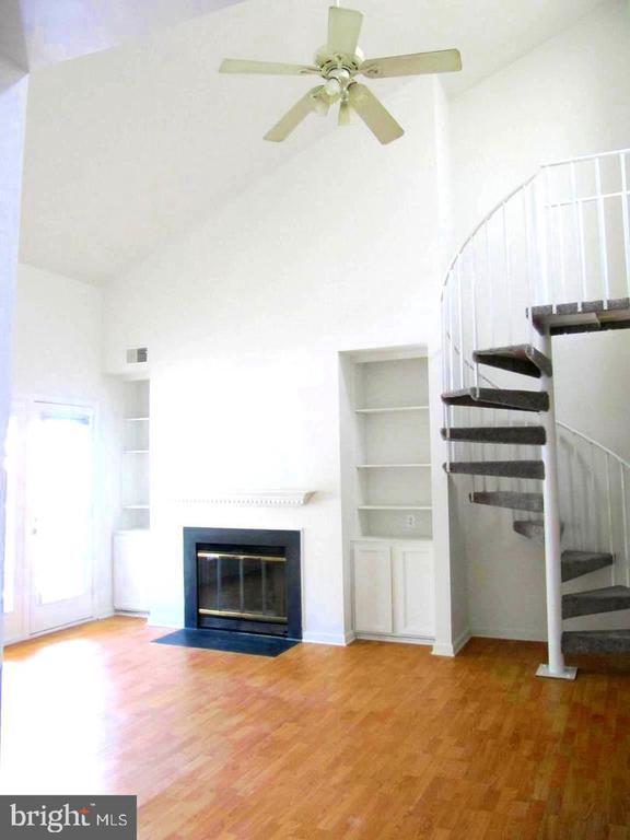 Building Photo - 20617 Shadyside Way