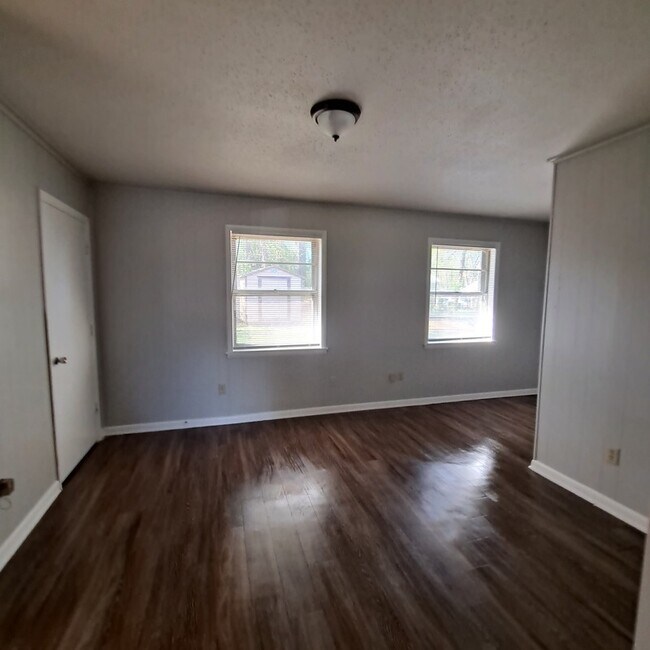 Foto del edificio - 1869 Willow Wood Ave