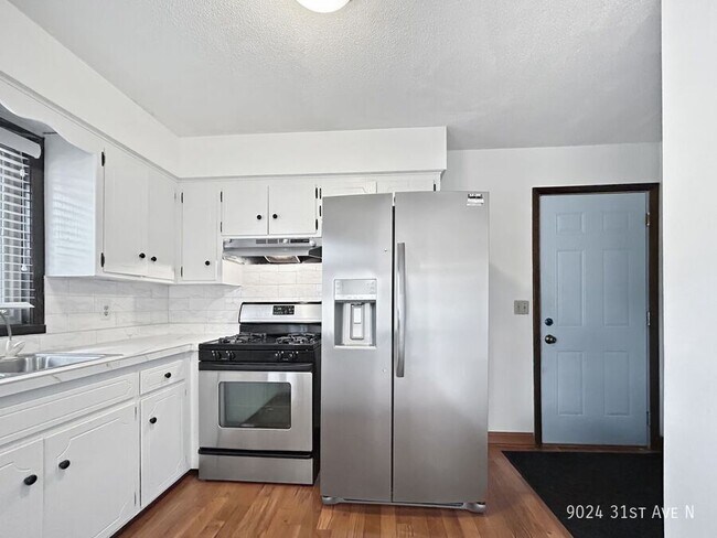 Building Photo - 9024 31st Ave N