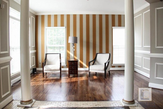 Foto del edificio - 10106 Rolling Green Way