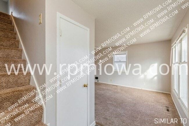 Building Photo - 5734 NW 54th Ct