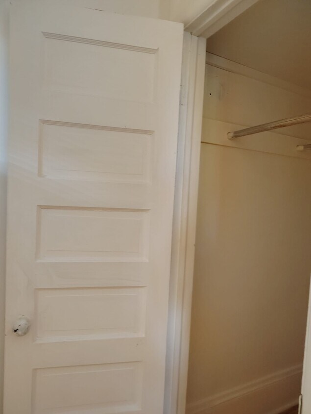 Primary Photo - 362 Friel St