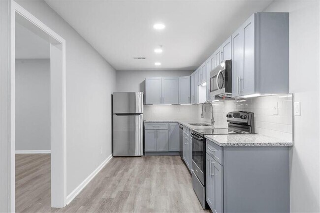 Foto del edificio - 5399 Northland Dr NE