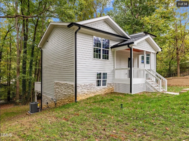 Foto del edificio - 316 Howland Ave