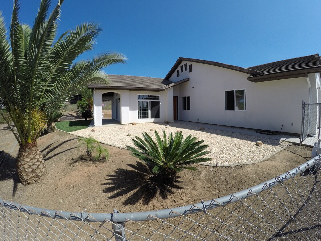 1190-drazil-rd-fallbrook-ca-92028-house-rental-in-fallbrook-ca