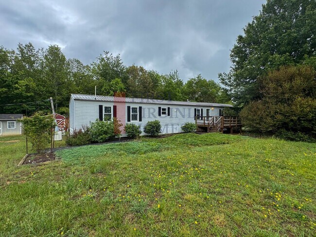 Building Photo - 3Bed/2Bath Single Wide Home