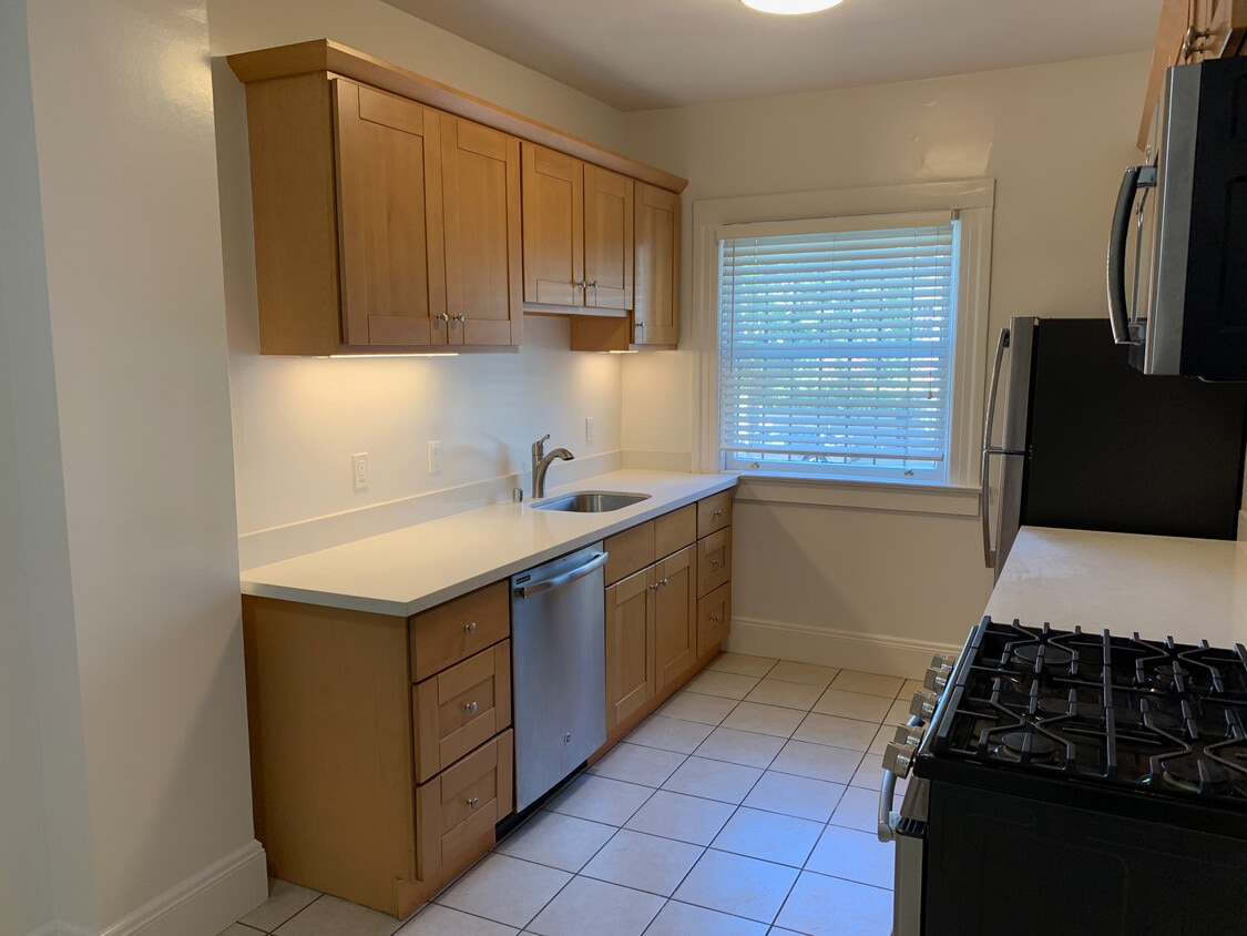 Kitchen - 2201 California St
